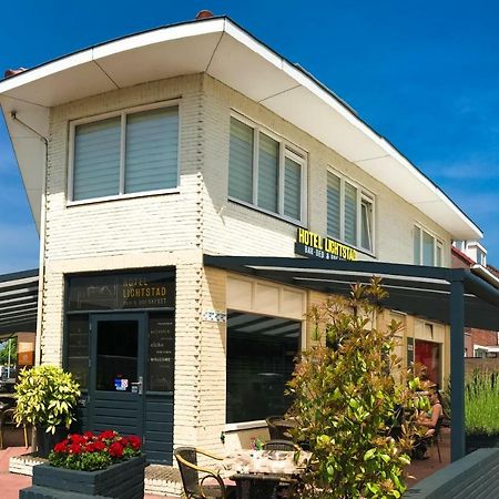 B&B Hotel Lichtstad Ейндховен Екстериор снимка