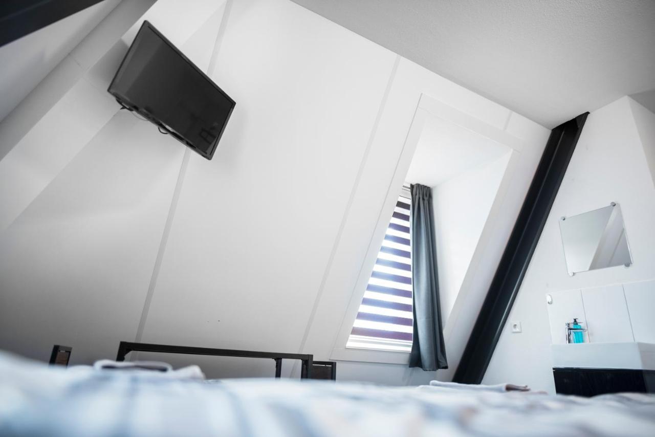 B&B Hotel Lichtstad Ейндховен Екстериор снимка