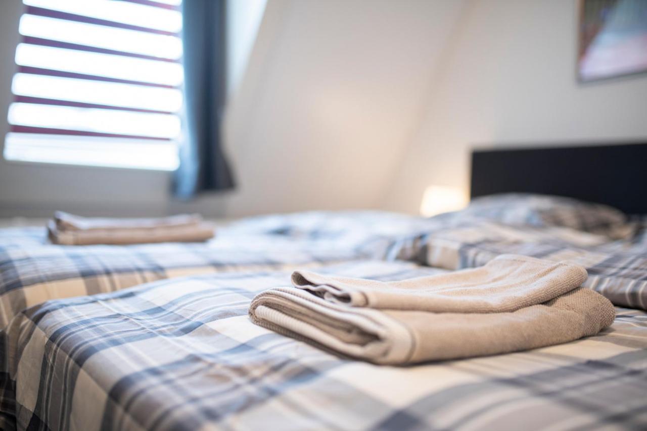 B&B Hotel Lichtstad Ейндховен Екстериор снимка