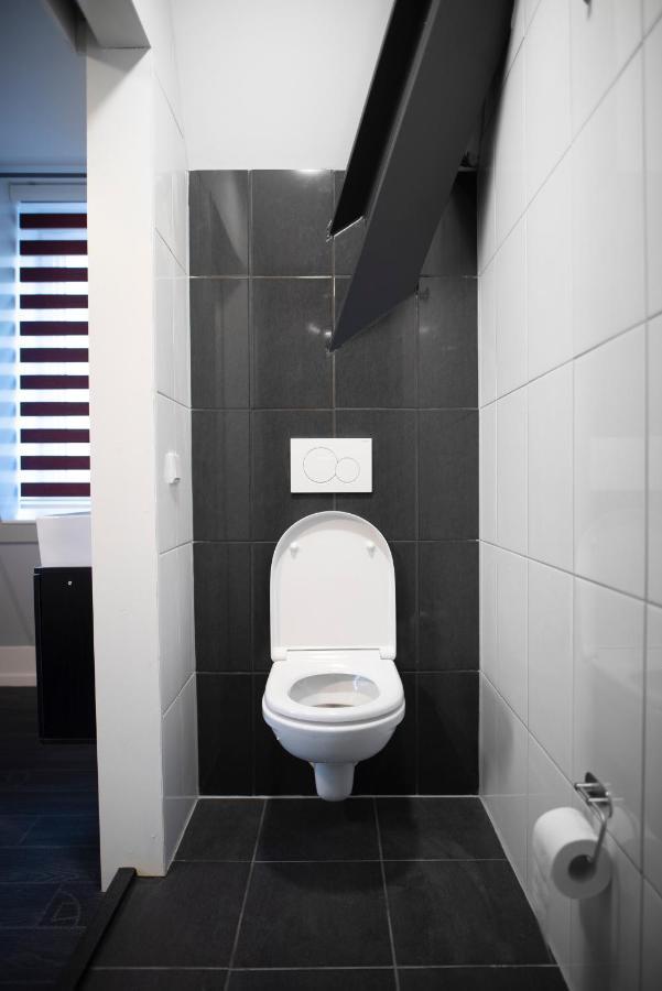 B&B Hotel Lichtstad Ейндховен Екстериор снимка